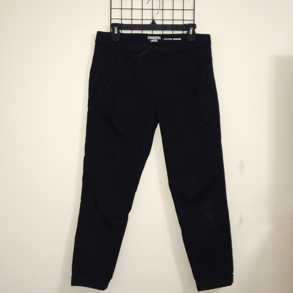 DENIZEN FROM LEVI’S JOGGERS